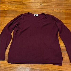 Old Navy Women's V-Neck Sweater - Deep Burgundy